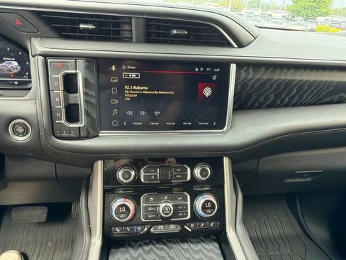 Used 2023 GMC Yukon XL Denali RWD image 22