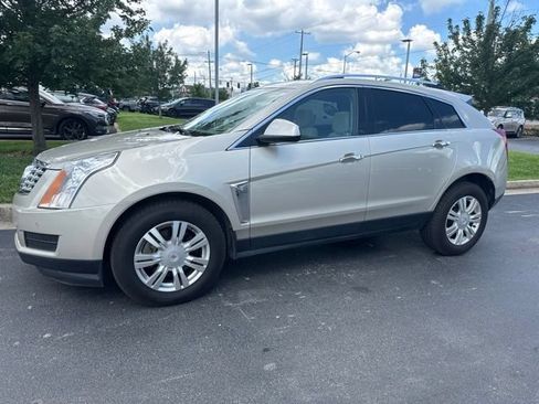 Used 2016 Cadillac SRX Luxury w/ Driver Awareness Package FWD image 2