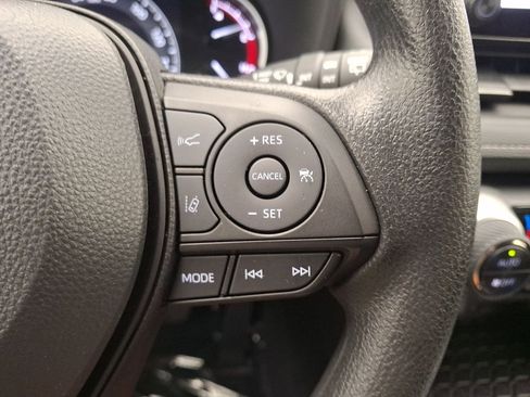 Certified 2024 Toyota RAV4 XLE AWD/4WD image 18