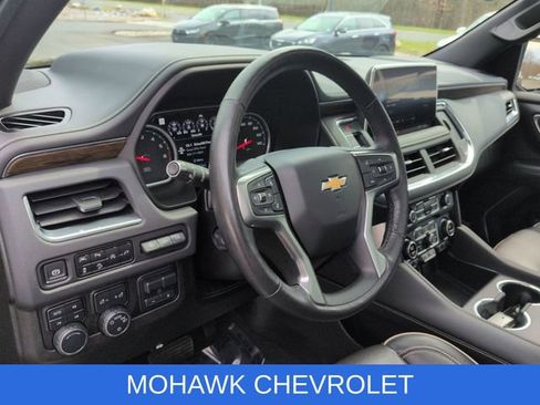 Used 2021 Chevrolet Tahoe Premier w/ Premium Package image 11