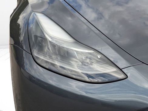 Used 2022 Tesla Model Y Performance AWD/4WD image 11