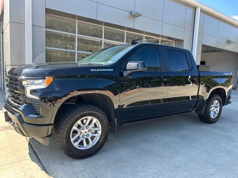 Used 2024 Chevrolet Silverado 1500 RST w/ Protection Package AWD/4WD image 2