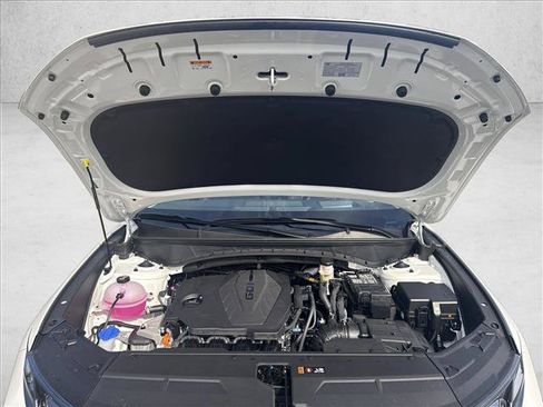 Certified 2025 Hyundai Tucson Limited AWD/4WD image 17