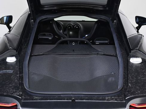 Used 2025 McLaren GTS RWD image 23