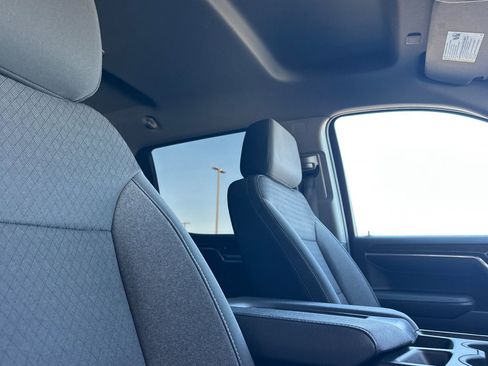 Used 2023 GMC Sierra 1500 Elevation w/ LPO, Elevation Black Package image 16