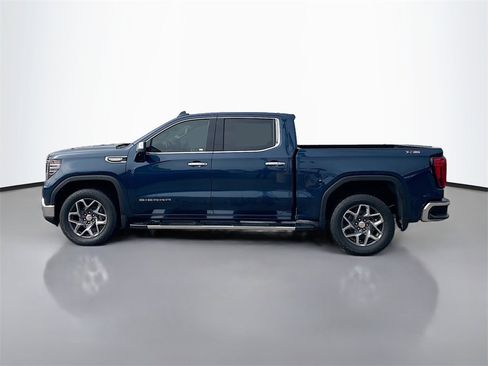 Used 2023 GMC Sierra 1500 SLT image 4