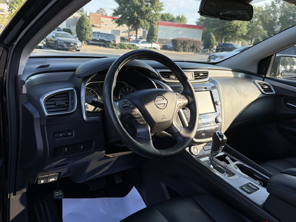 Used 2023 Nissan Murano SV FWD image 10