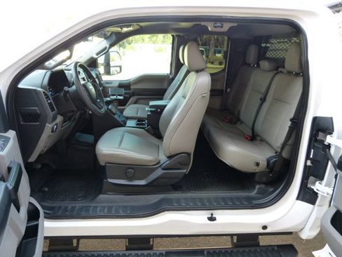 Used 2021 Ford F250 XL w/ Power Equipment Group RWD image 32