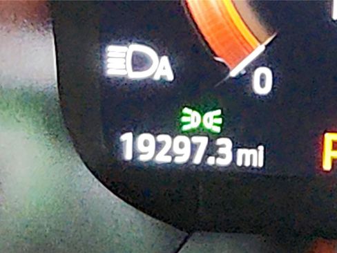 Used 2025 Ford Explorer Active w/ Active Comfort Package AWD/4WD image 31