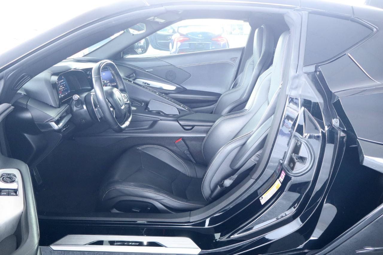 Used 2023 Chevrolet Corvette Z06 RWD image 21