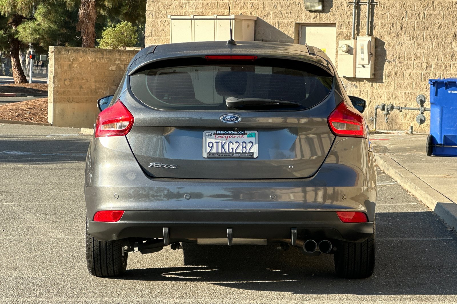 Used 2017 Ford Focus SEL FWD image 4