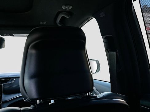 New 2025 Jeep Grand Cherokee L Overland w/ Advanced Protech Group III image 29