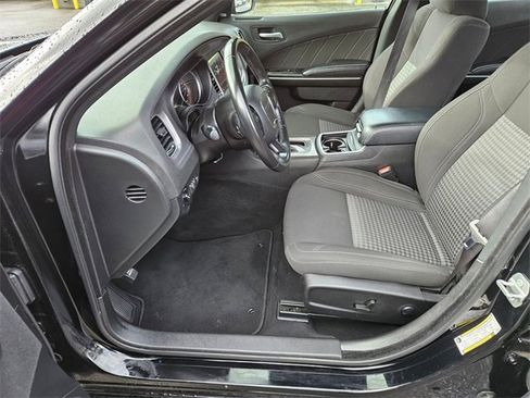 Used 2023 Dodge Charger SXT image 10