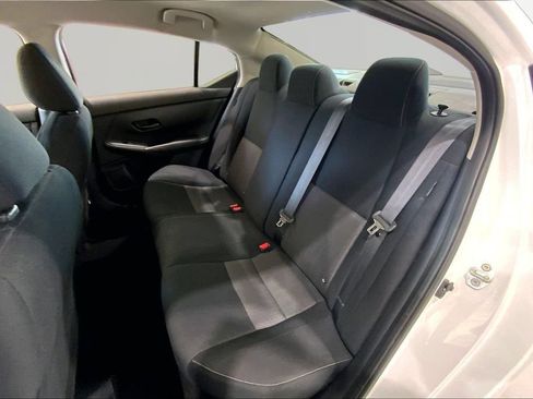 Used 2024 Nissan Sentra SV FWD image 16