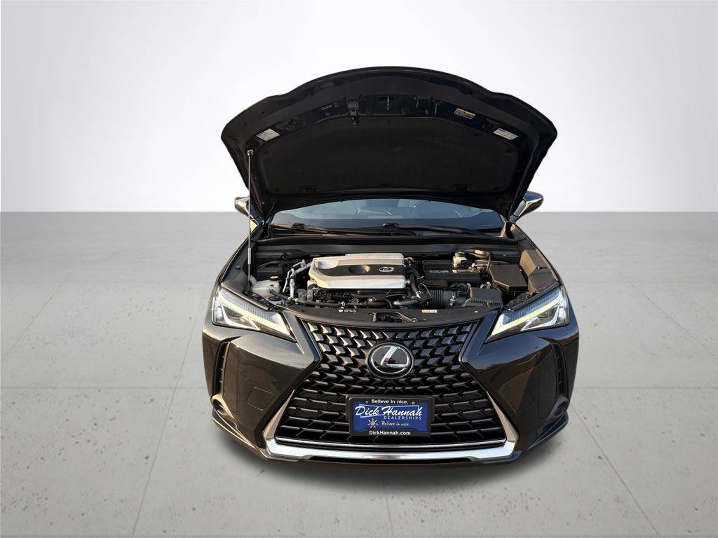 Used 2019 Lexus UX 200 w/ Accessory Package FWD image 3