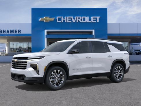 New 2026 Chevrolet Traverse LT w/ Sun and Wheel Package AWD/4WD image 28