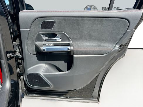 Used 2025 Mercedes-Benz GLB 35 AMG 4MATIC image 27