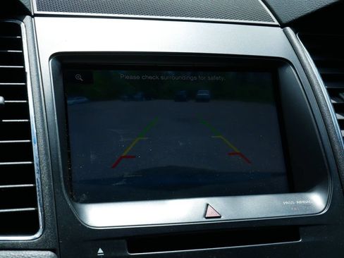 Used 2015 Ford Taurus SEL w/ Equipment Group 201A FWD image 27