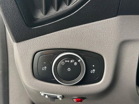 Used 2022 Ford Transit Connect XL image 35