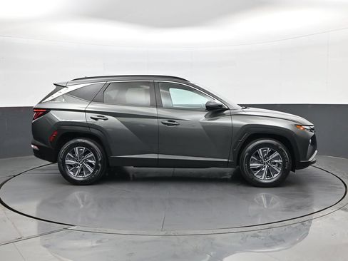 Certified 2022 Hyundai Tucson Blue w/ Cargo Package AWD/4WD image 5