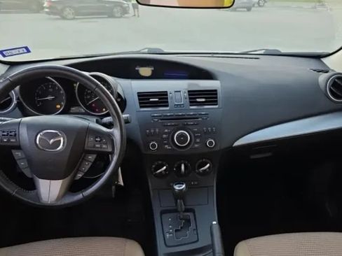 Used 2012 MAZDA MAZDA3 i Touring FWD image 4