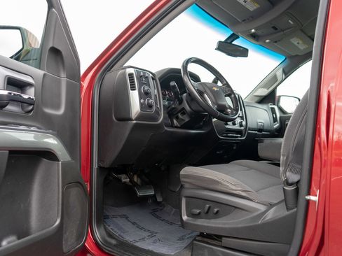 Used 2019 Chevrolet Silverado 1500 LT w/ All Star Edition image 13