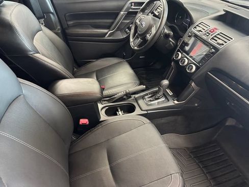 Used 2018 Subaru Forester 2.0XT Touring AWD/4WD image 4