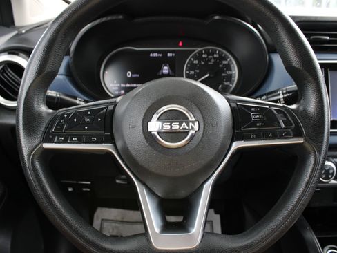 Used 2023 Nissan Versa SV w/ Trunk Package FWD image 24