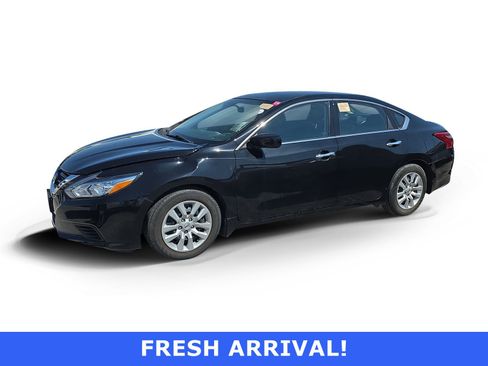 Used 2018 Nissan Altima 2.5 S w/ S Convenience Package image 1