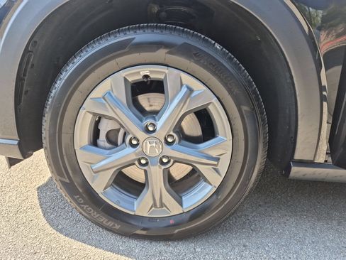 Certified 2026 Honda HR-V LX image 30