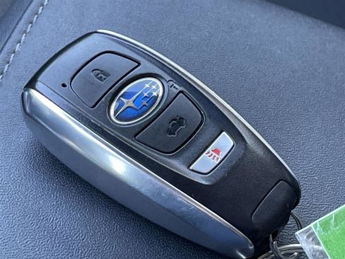 Certified 2023 Subaru Outback Limited image 33