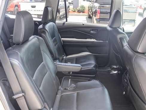 Used 2019 Honda Pilot Elite image 25