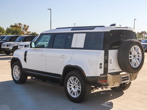 New 2026 Land Rover Defender 110 S image 4