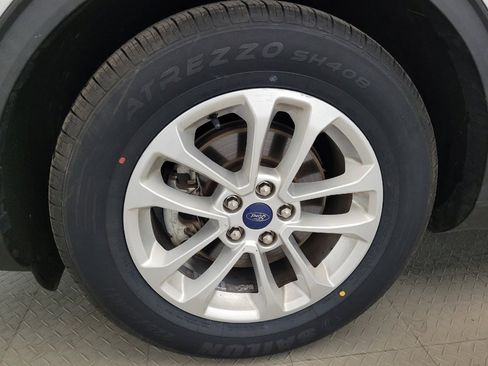 Used 2020 Ford Escape SE FWD image 31
