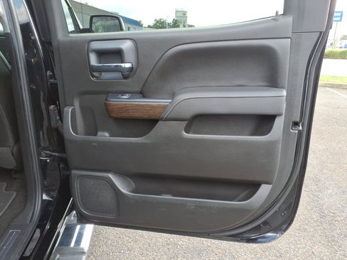 Used 2017 GMC Sierra 1500 Denali AWD/4WD image 30