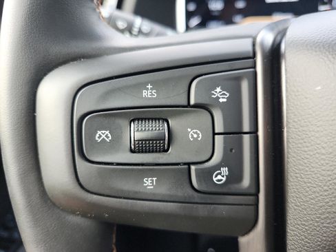 Used 2025 GMC Sierra 2500 AT4 w/ AT4 Premium Plus Package image 28