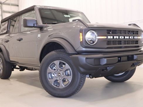 New 2025 Ford Bronco Big Bend image 26