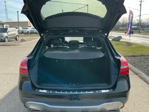 Used 2020 Mercedes-Benz GLA 250 GLA 250 4MATIC SUV image 29