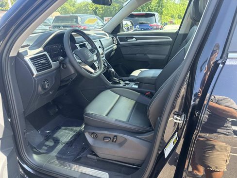 Used 2023 Volkswagen Atlas SE AWD/4WD image 20