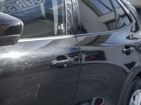 Used 2021 Ford Escape SE image 15