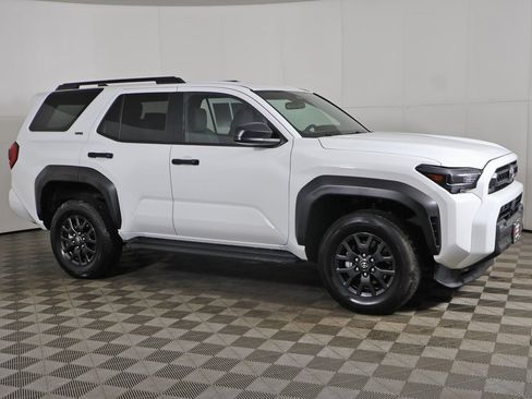 Used 2025 Toyota 4Runner SR5 image 12