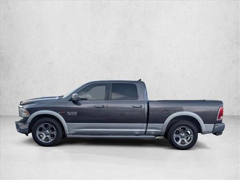 Used 2015 RAM 1500 Laramie w/ Convenience Group image 8