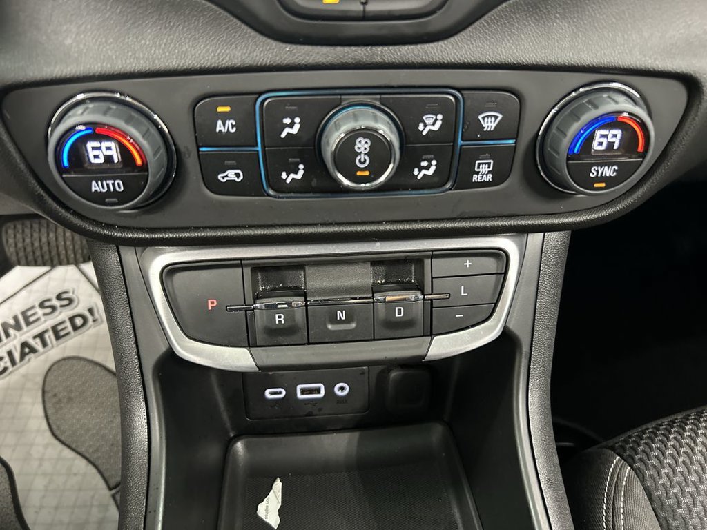 Certified 2023 GMC Terrain SLE w/ Driver Convenience Package AWD/4WD image 16