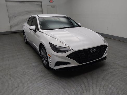 Used 2023 Hyundai Sonata SEL w/ Preferred Accessory Package image 13