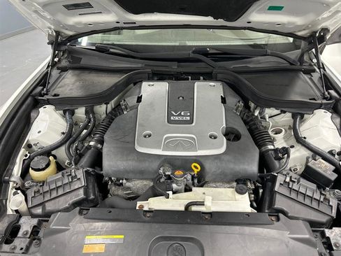 Used 2011 INFINITI G37 x Coupe w/ Premium Pkg image 9