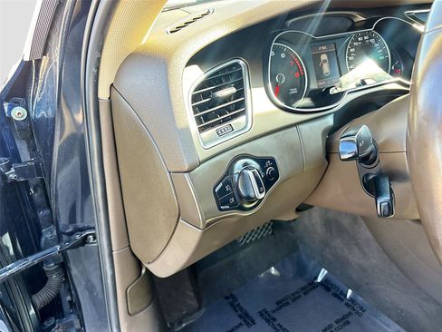 Used 2013 Audi A4 Premium Plus w/ Premium Plus Pkg image 11