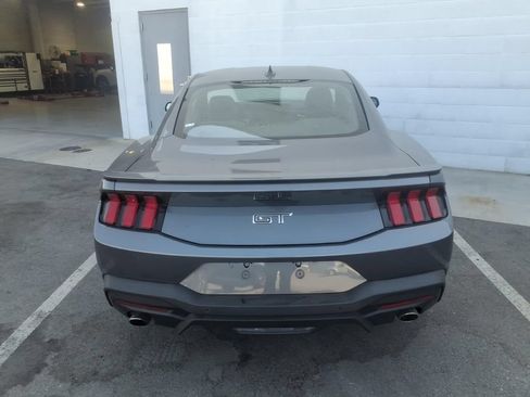 Used 2025 Ford Mustang GT Premium RWD image 9