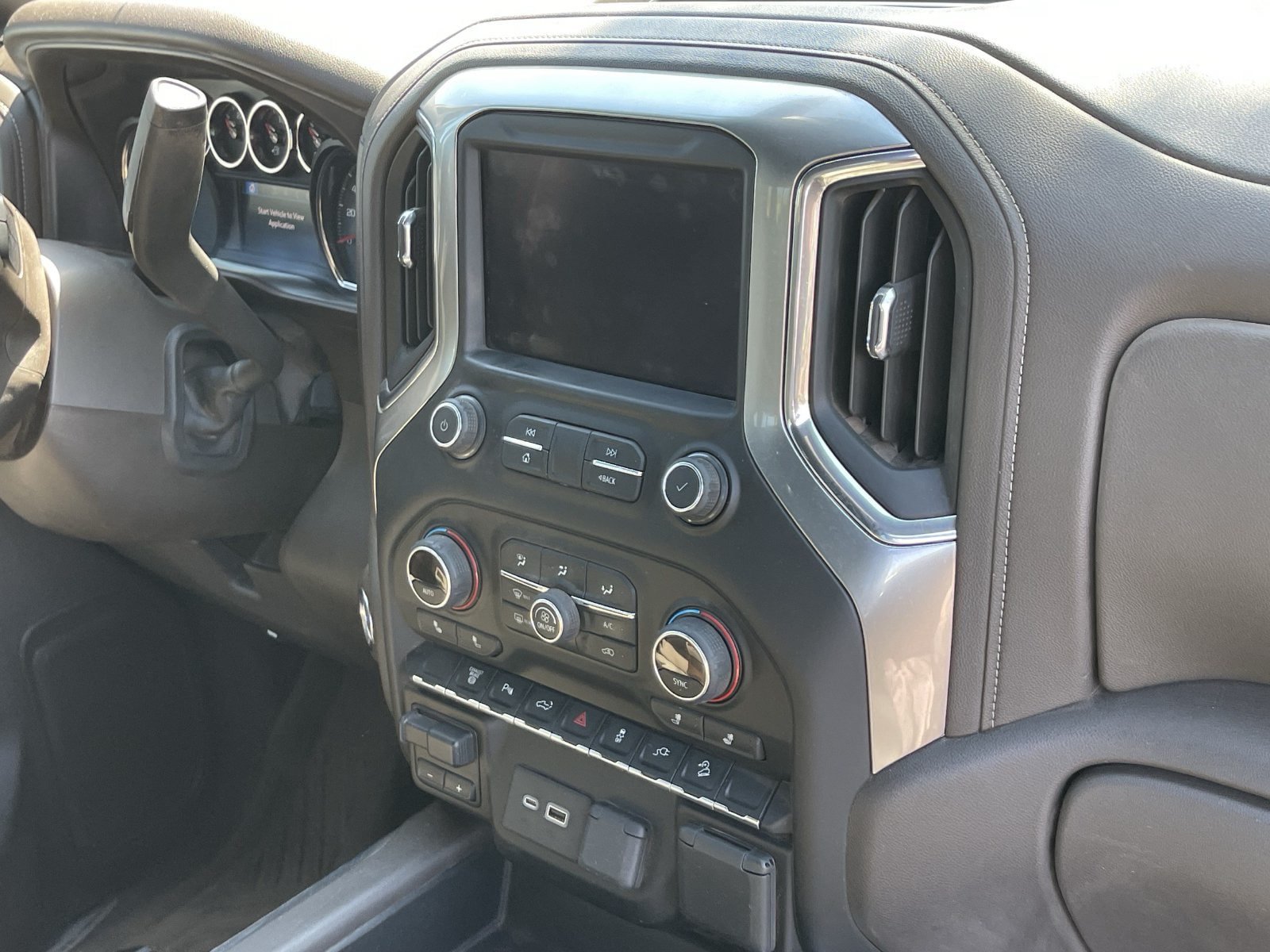 Used 2020 Chevrolet Silverado 3500 LT w/ Convenience Package AWD/4WD image 9