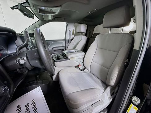 Used 2018 Chevrolet Silverado 1500 Custom w/ Custom Value Package image 22