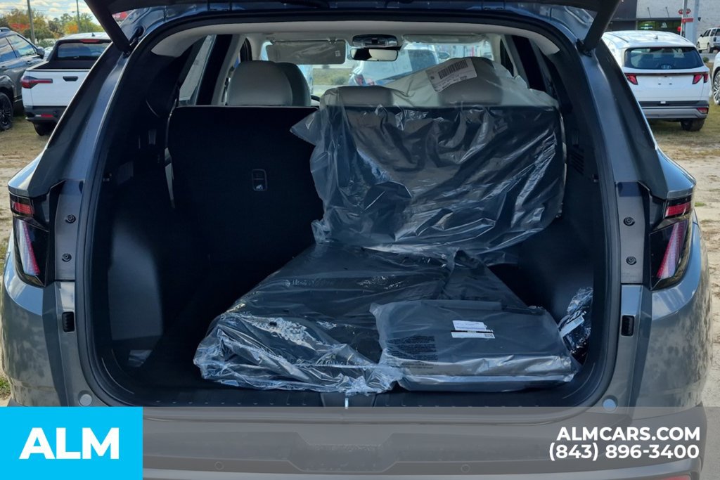 Certified 2026 Hyundai Tucson Limited FWD image 8